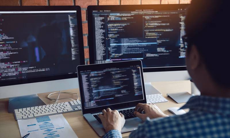 数据科学选型：R与Python如何赋能天台县网站建设？